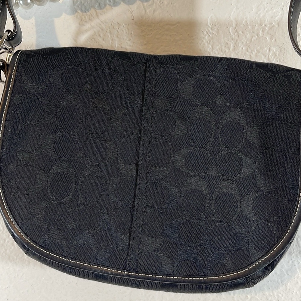 Coach 6842 Signature Black Shoulder or Crossbody Convertible Bag Purse Vintage - Picture 3 of 12